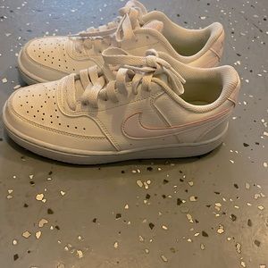 Cute pink and white air-force 1s. Size 6